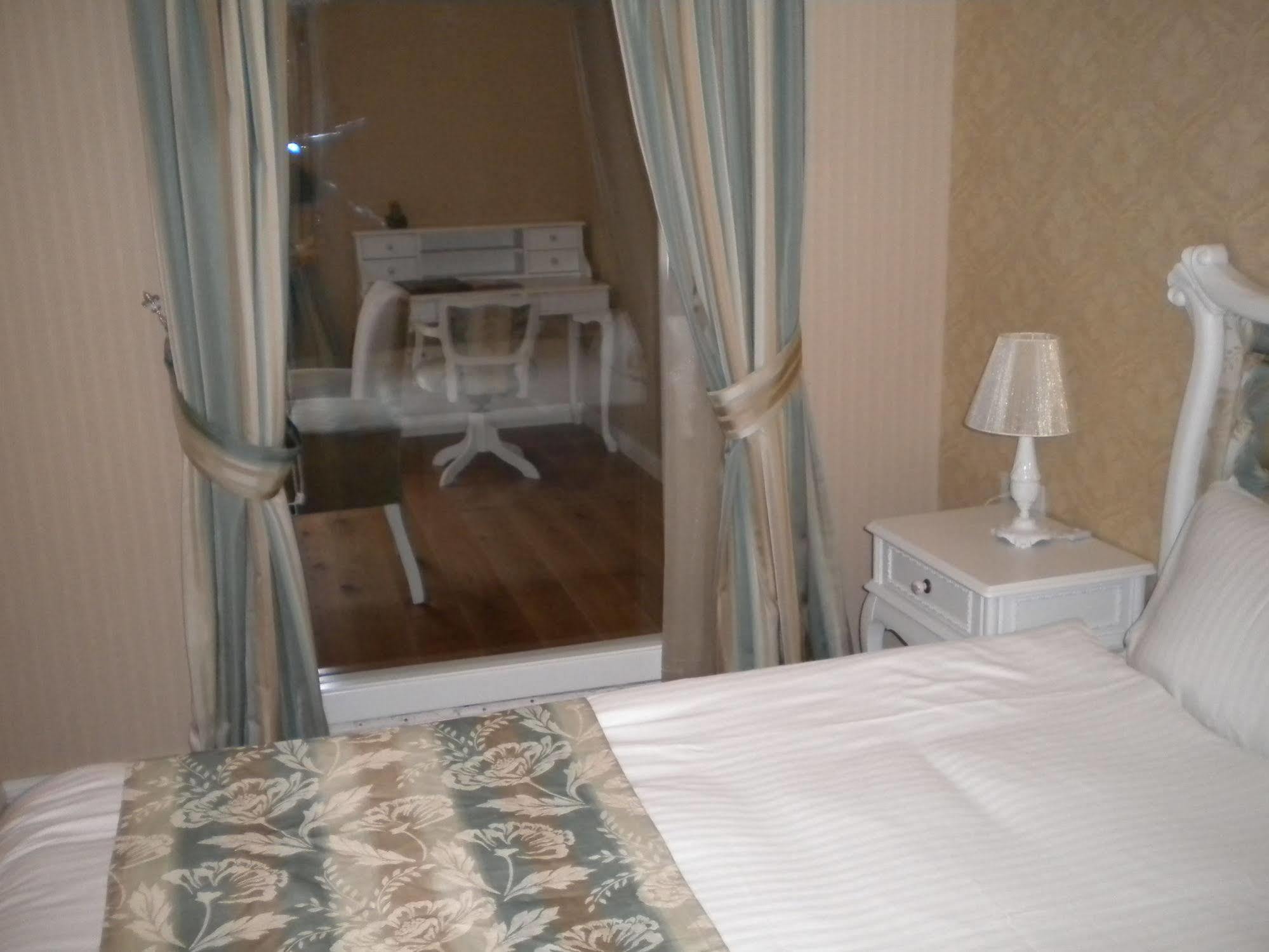 Moss Suites Hotel Istanbul Exteriör bild